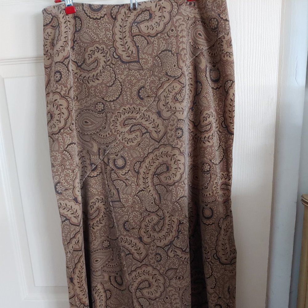 Vintage WHBM long straight Paisley skirt
